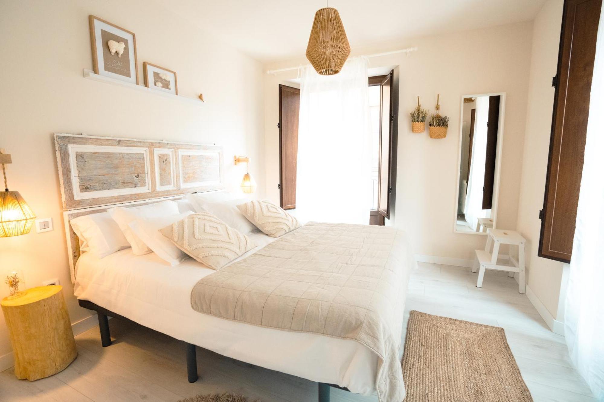 Uxama Luxury Sl *